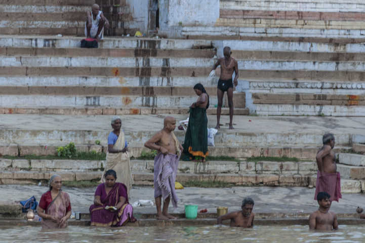 25 - India - Varanasi - rio Ganges
